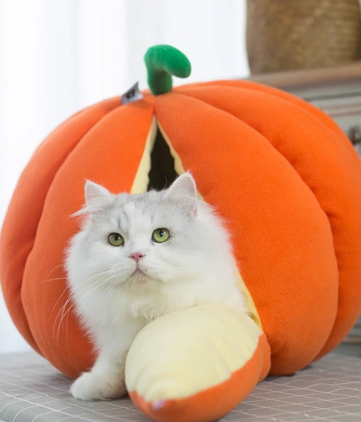 Cat House Pet Bed Pumpkin Nest Cattery Deep Sleep Keep Warm In Winter Semi-enclosed Cat Sleeping Bag Kennel Cat Products