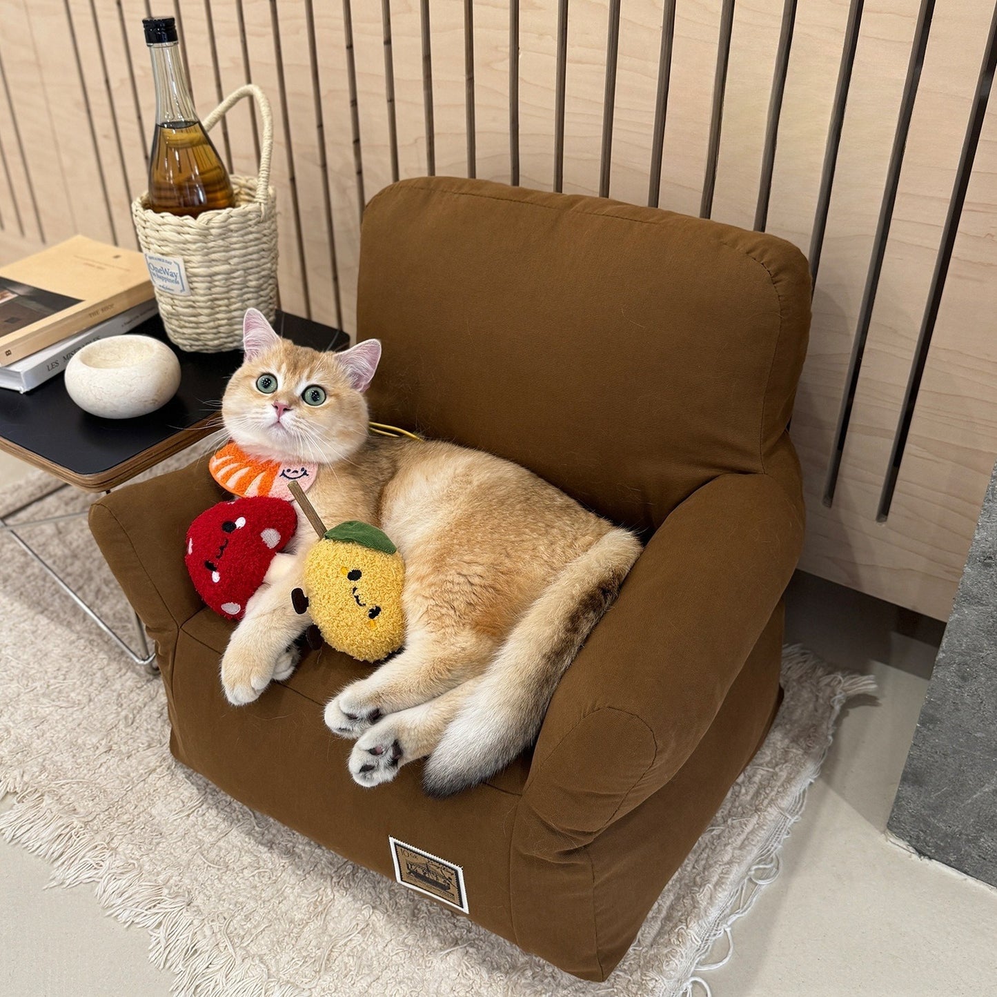 Pet Children's Small Sofa Autumn And Winter Cathouse Doghouse Sand Removable And Washable Cool Feeling Pet Bed
