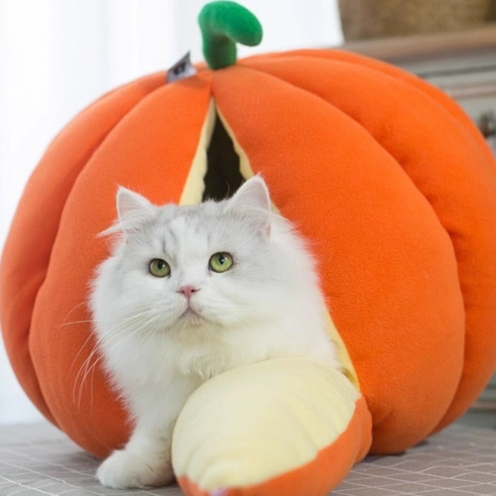 Cat House Pet Bed Pumpkin Nest Cattery Deep Sleep Keep Warm In Winter Semi-enclosed Cat Sleeping Bag Kennel Cat Products
