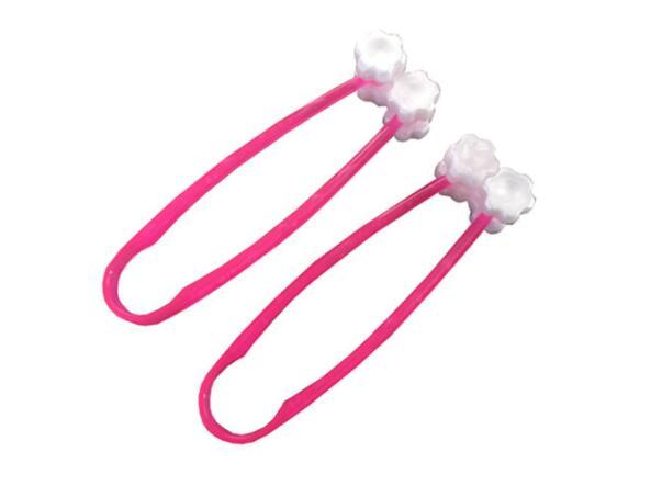 The lumassager the magic cat's thin face and legs massage themassager