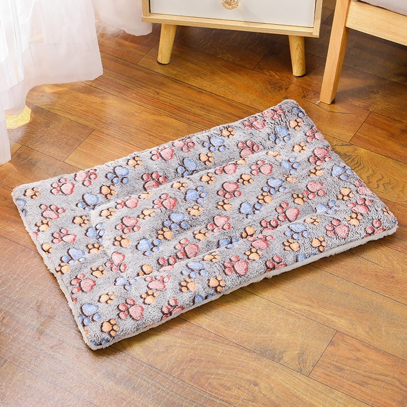 Thickened Autumn And Winter Warm Dogs And Cats Floor Mat Cat Dog Sleeping Universal Pet Bed