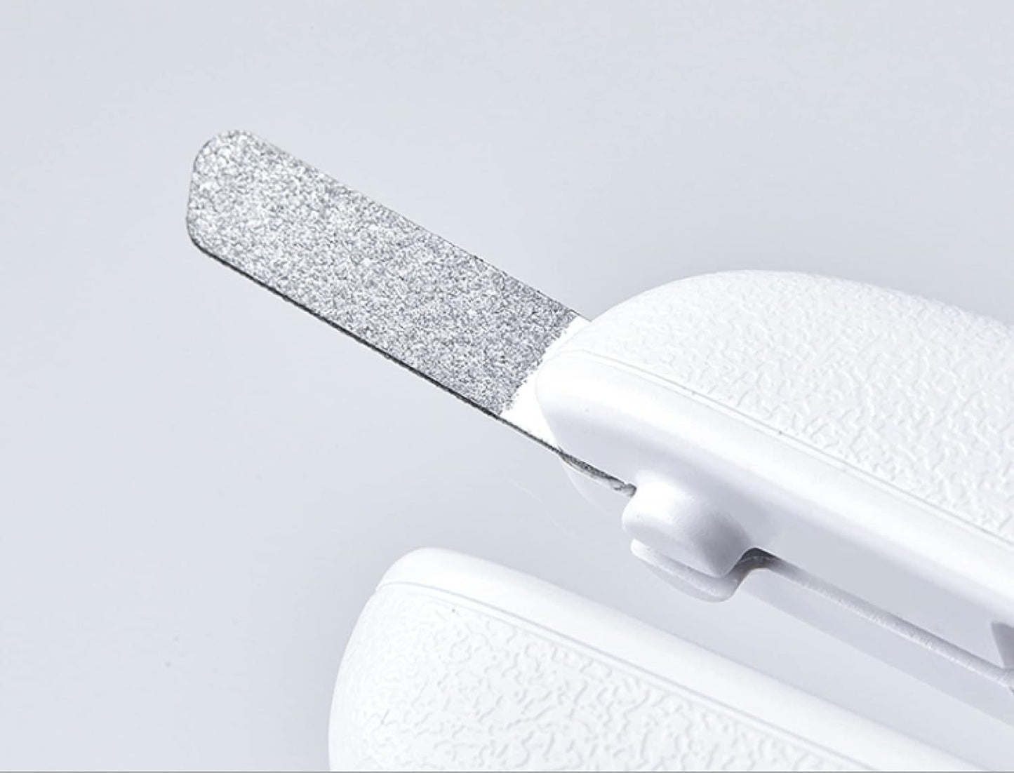 Pet Products Cat Nail Scissors Dog Nail Clippers Cat Nail Scissors With LED Nail Clipper