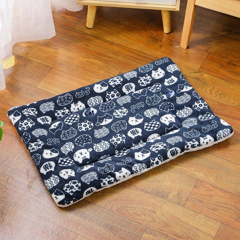 Thickened Autumn And Winter Warm Dogs And Cats Floor Mat Cat Dog Sleeping Universal Pet Bed
